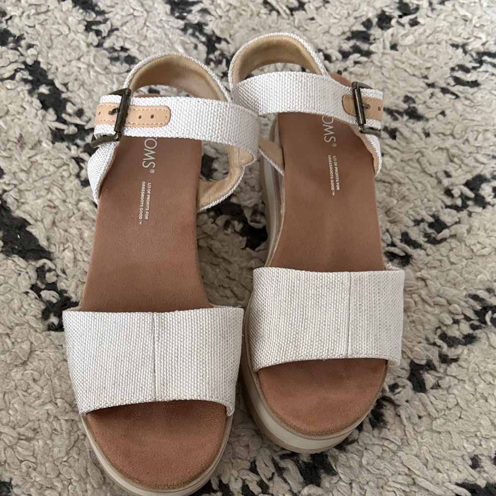 TOMS Women's White Canvas Buckle Strap Sandals